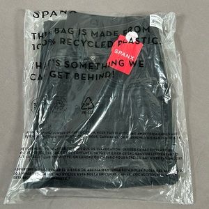 SPANX straight leg PETITE jeans